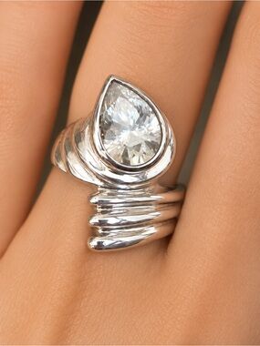 Estate Sterling Silver Ring Modernistic Design CZ Stone 10.7 Grams Pear Cut